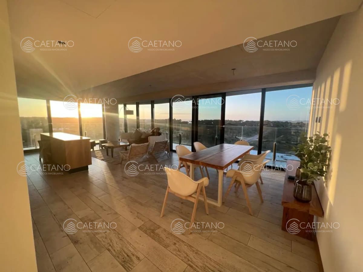 Alquiler temporal apartamento 1 + den, Playa brava Punta del Este