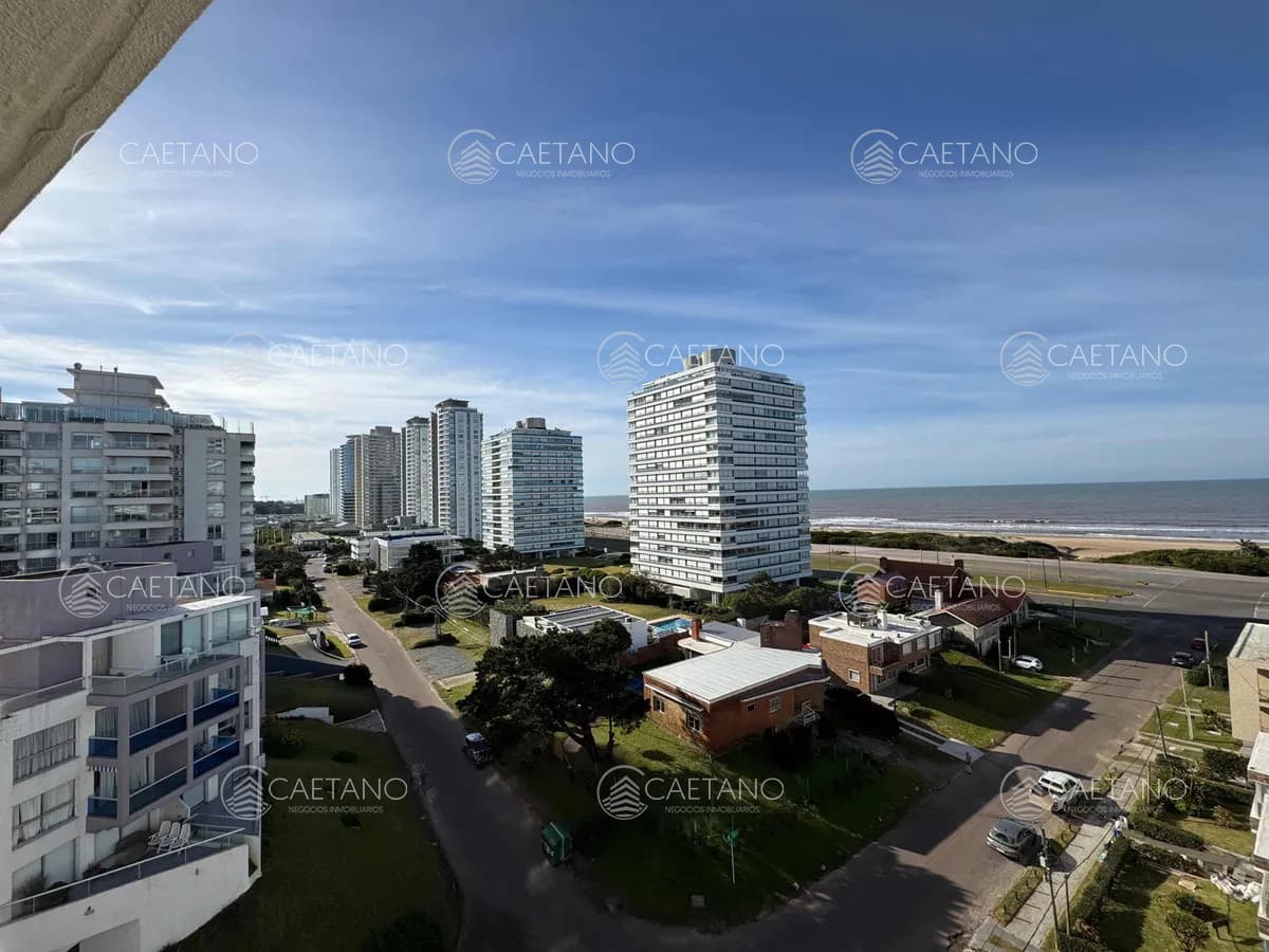 Venta apartamento en playa brava, punta del este