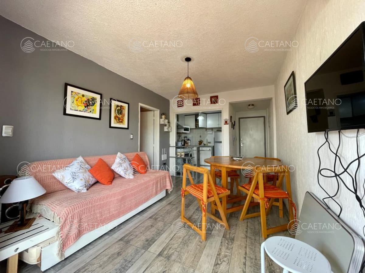 Venta apartamento. 1 dormitorio Aidy Grill, Punta del Este — foto 2