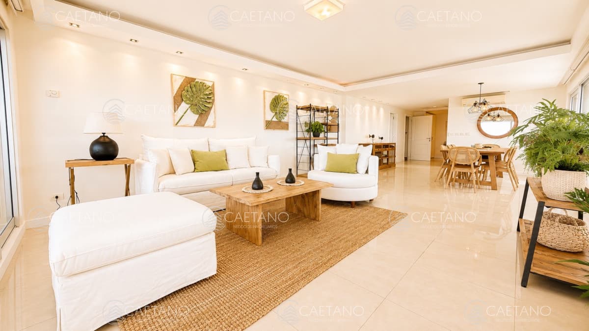 Venta Apartamento 3 Dormitorios en Torre Lobos — foto 2