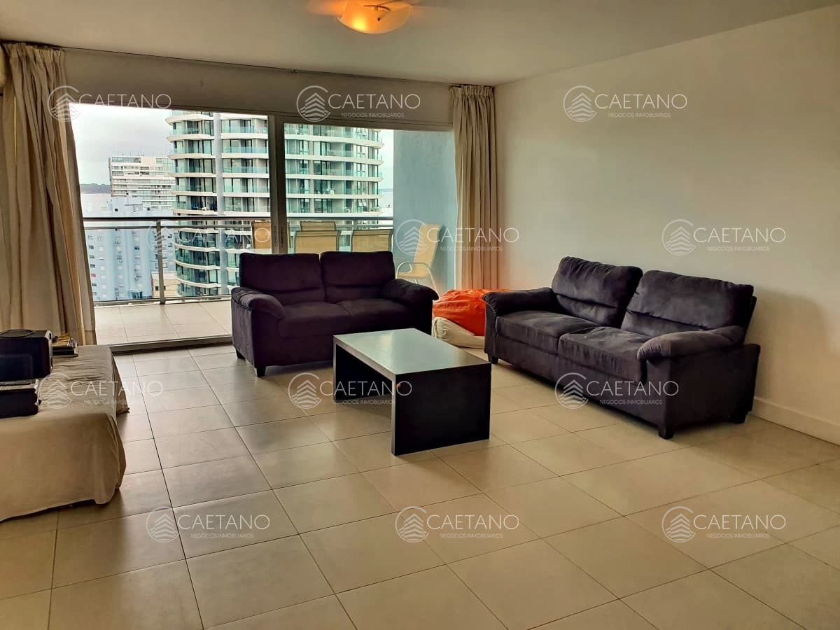 Venta apartamento 3 dormitorios piso alto Punta del Este — foto 3