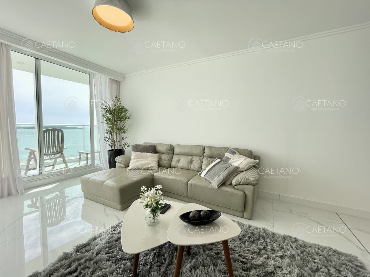 Venta apartamento 3 dormitorios playa mansa Punta del Este — foto 2