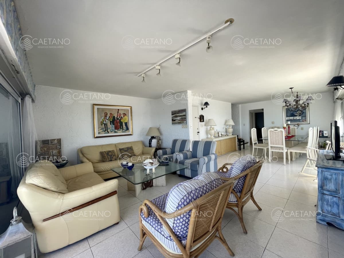 Apartamento en primera línea, Playa Brava, Punta del Este. — foto 3