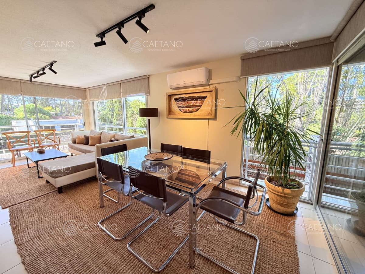 venta apartamento 3 dormitorios. Playa mansa, Punta del Este. — foto 3