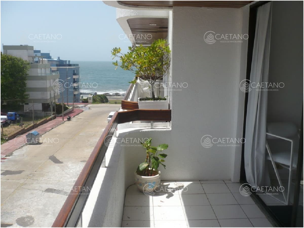 Apartamento en Peninsula, 2 dormitorios *
