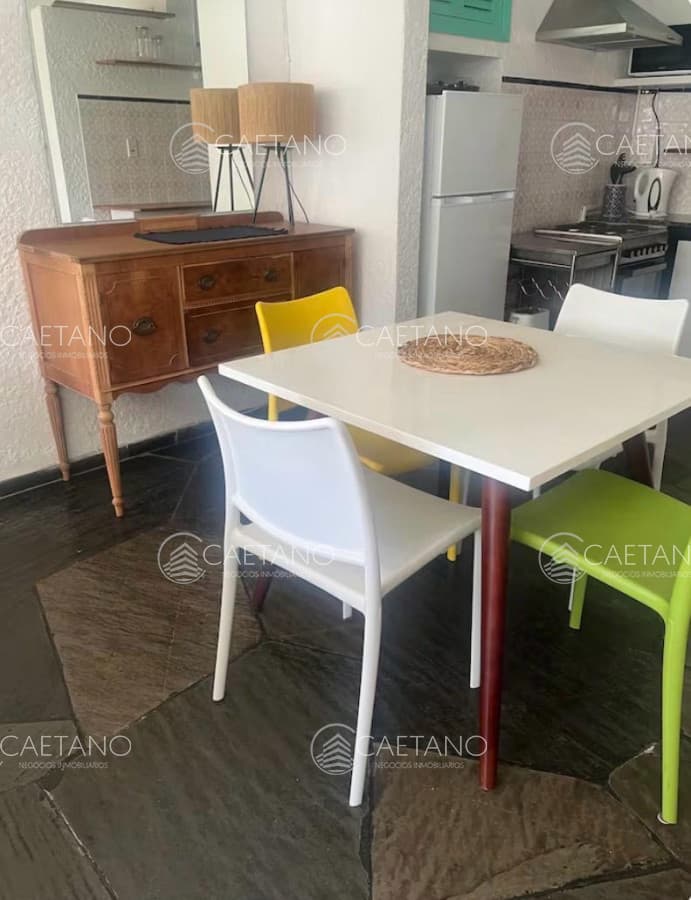 APARTAMENTO 2 DORMITORIOS ALQUILER ANUAL — foto 2