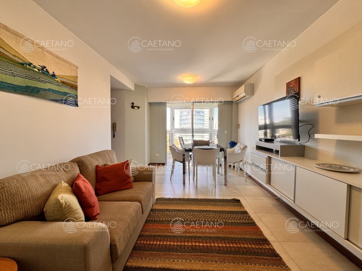 Alquiler temporal, Apartamento 2 dormitorios. Punta del Este — foto 2