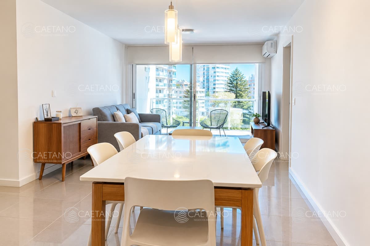 Alquiler apartamento 2 dormitorios, Playa Brava - Punta del Este