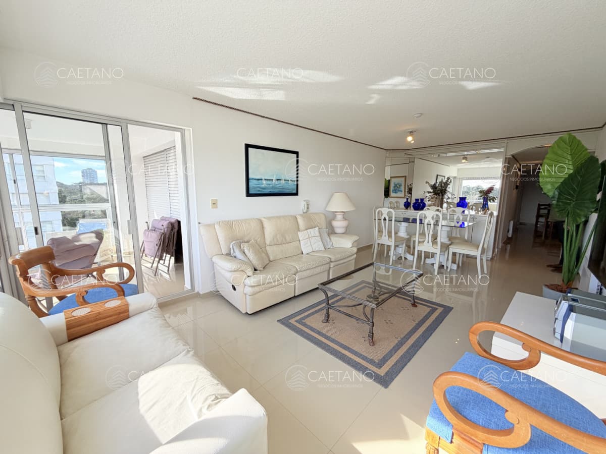 Alquiler temporada 2 dormitorios - Playa Mansa, Punta del Este — foto 2