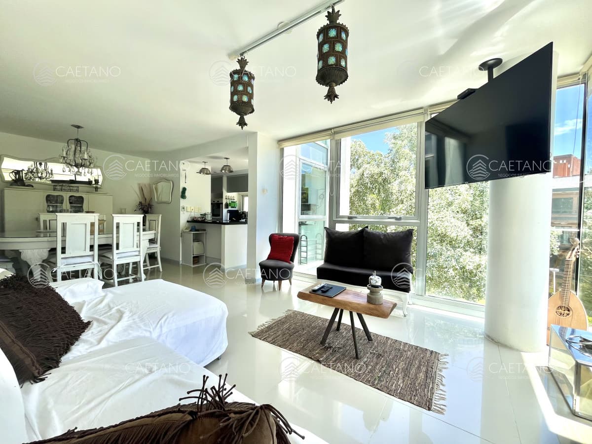 Alquiler temporal apartamento 2 dormitorios playa brava Punta del Este — foto 2