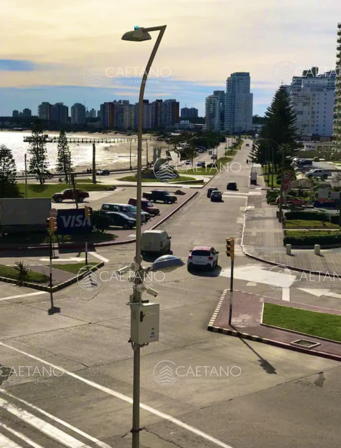 Venta apartamento Punta del Este primera linea con espectacular vista al mar - 2 dormitorios, Playa Mansa — foto 3