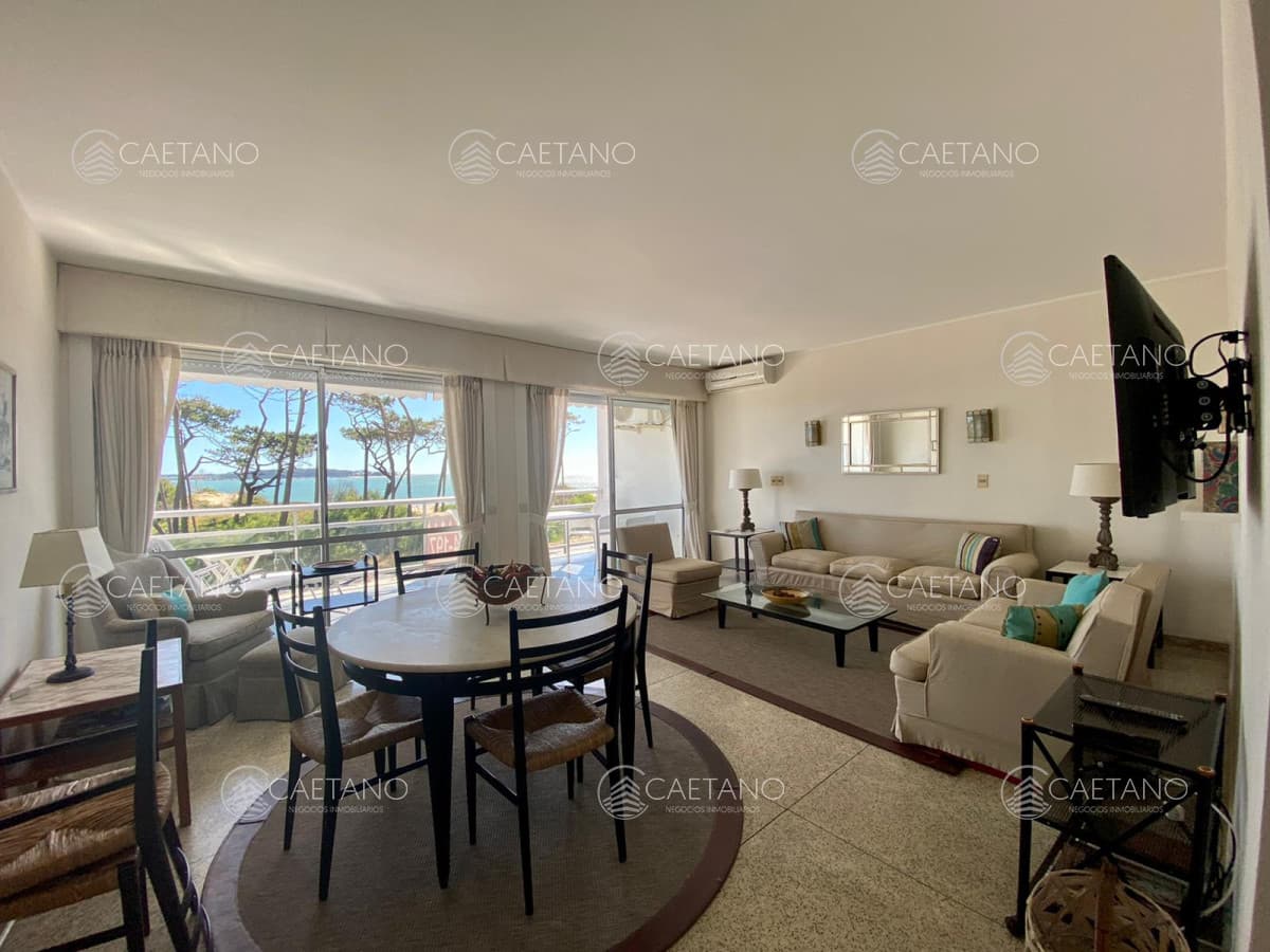 Hermoso apartamento para 4 personas en primera linea!
