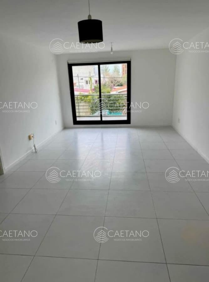 Venta apartamento 3 dormitorios. Maldonado centro