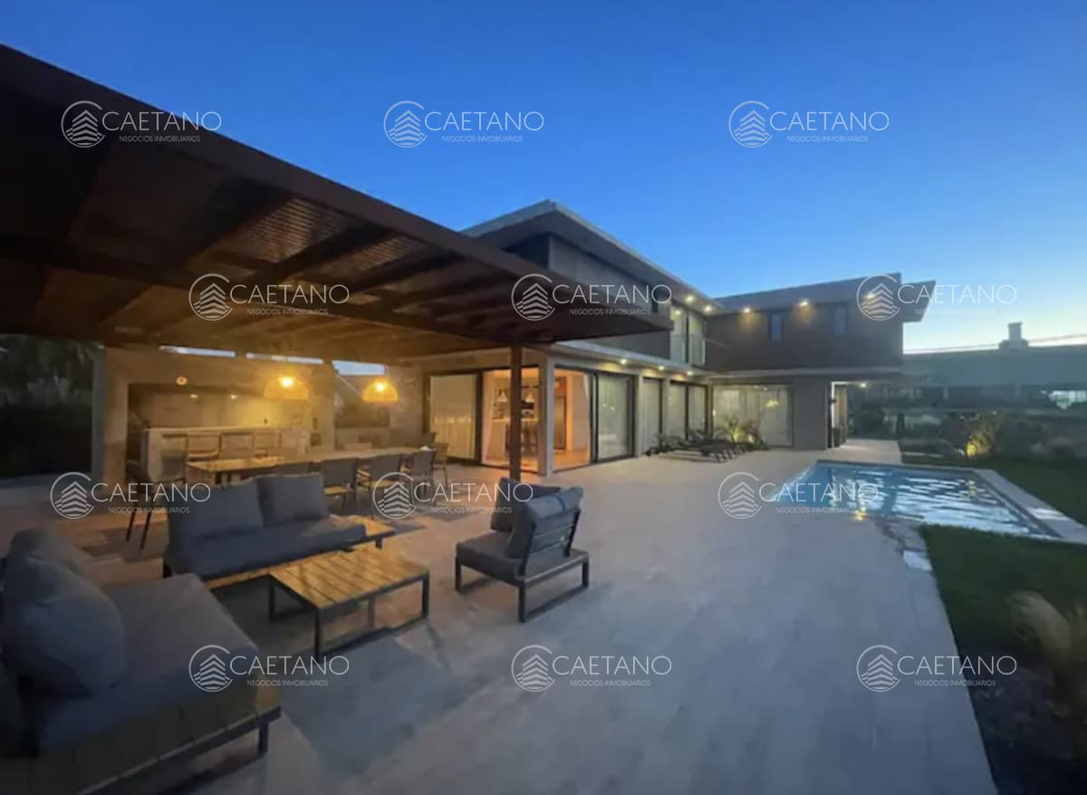 Casa 4 dormitorios alquiler temporada - Punta Ballena con vista al mar — foto 2