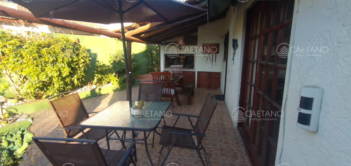 Alquiler temporada casa 3 dormitorios - Pinares — foto 2