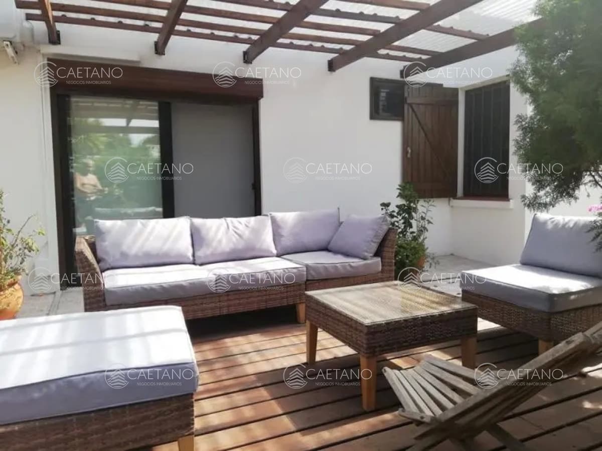 Hermoso conjunto de casas en centro de Maldonado! — foto 3