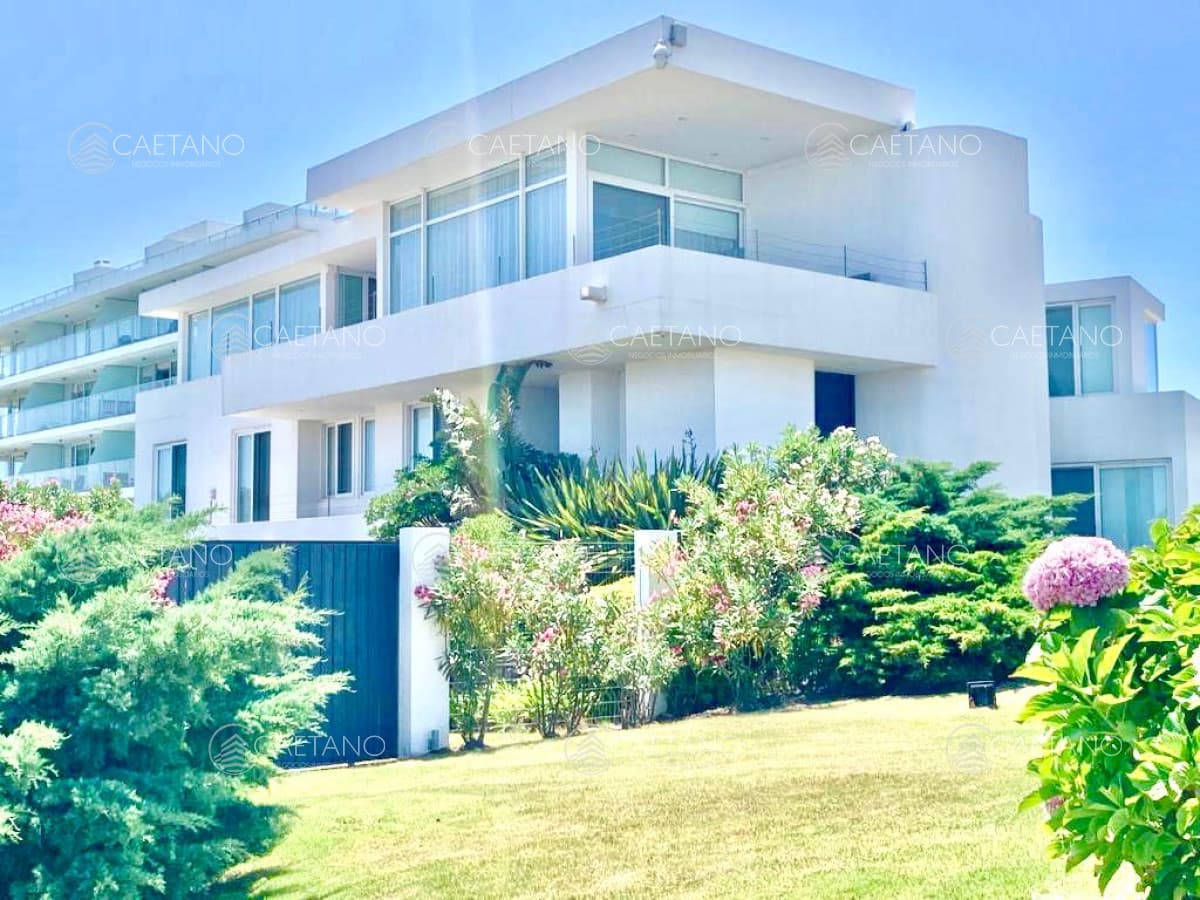 Categórica Casa en primera línea — foto 3