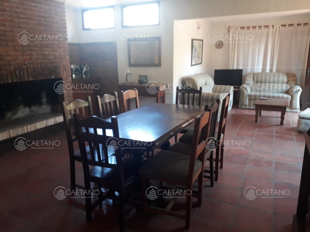 Alquiler temporal casa 3 dormitorios Manantiales — foto 2