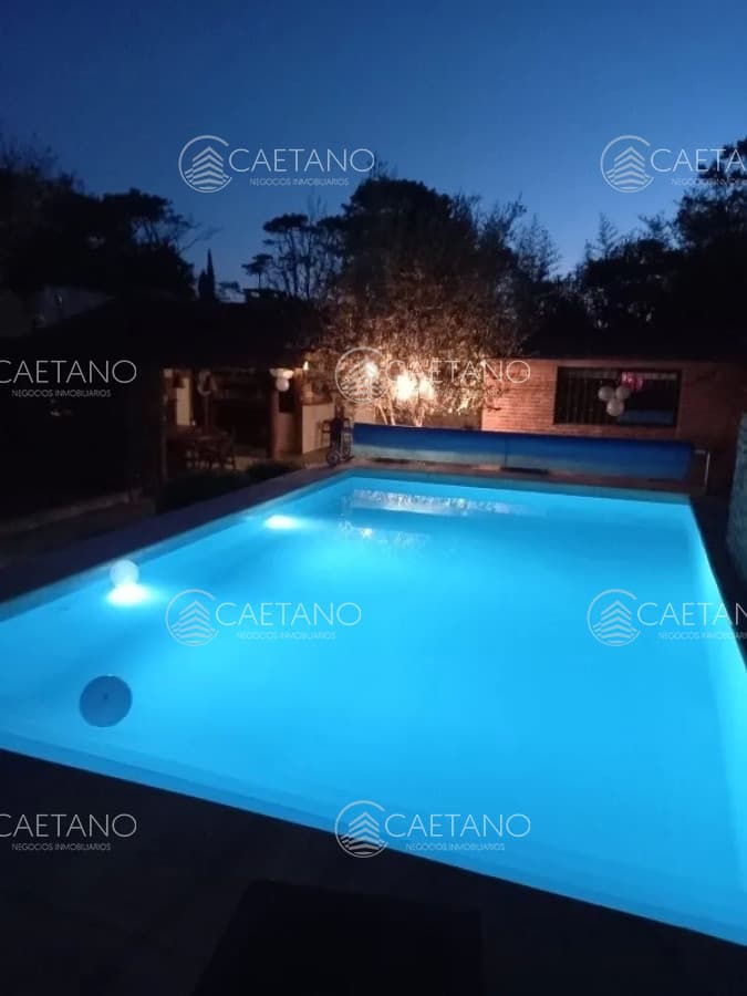 Excelente casa de 4 dormitorios con piscina! — foto 2