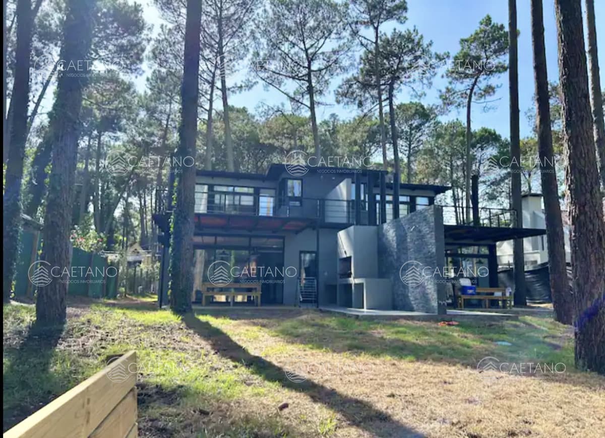 Venta casa Complejo Solanas 4 dormitorios