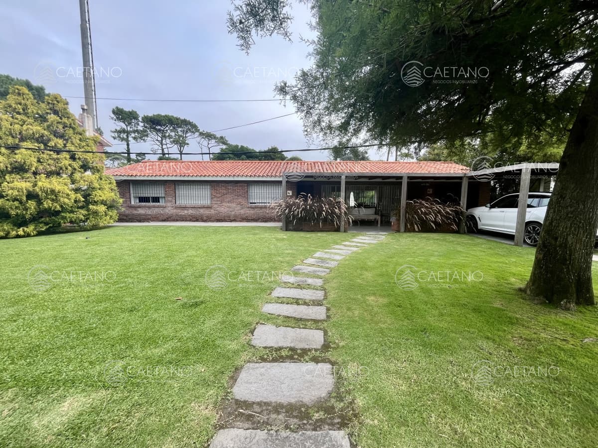 Venta casa 3 dormitorios. Pinares, playa mansa Punta del Este — foto 2
