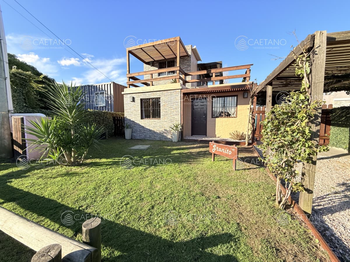 Casa en alquiler en Manantiales — foto 2