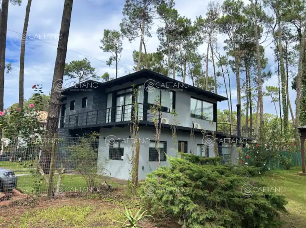 Venta casa Complejo Solanas 4 dormitorios — foto 2