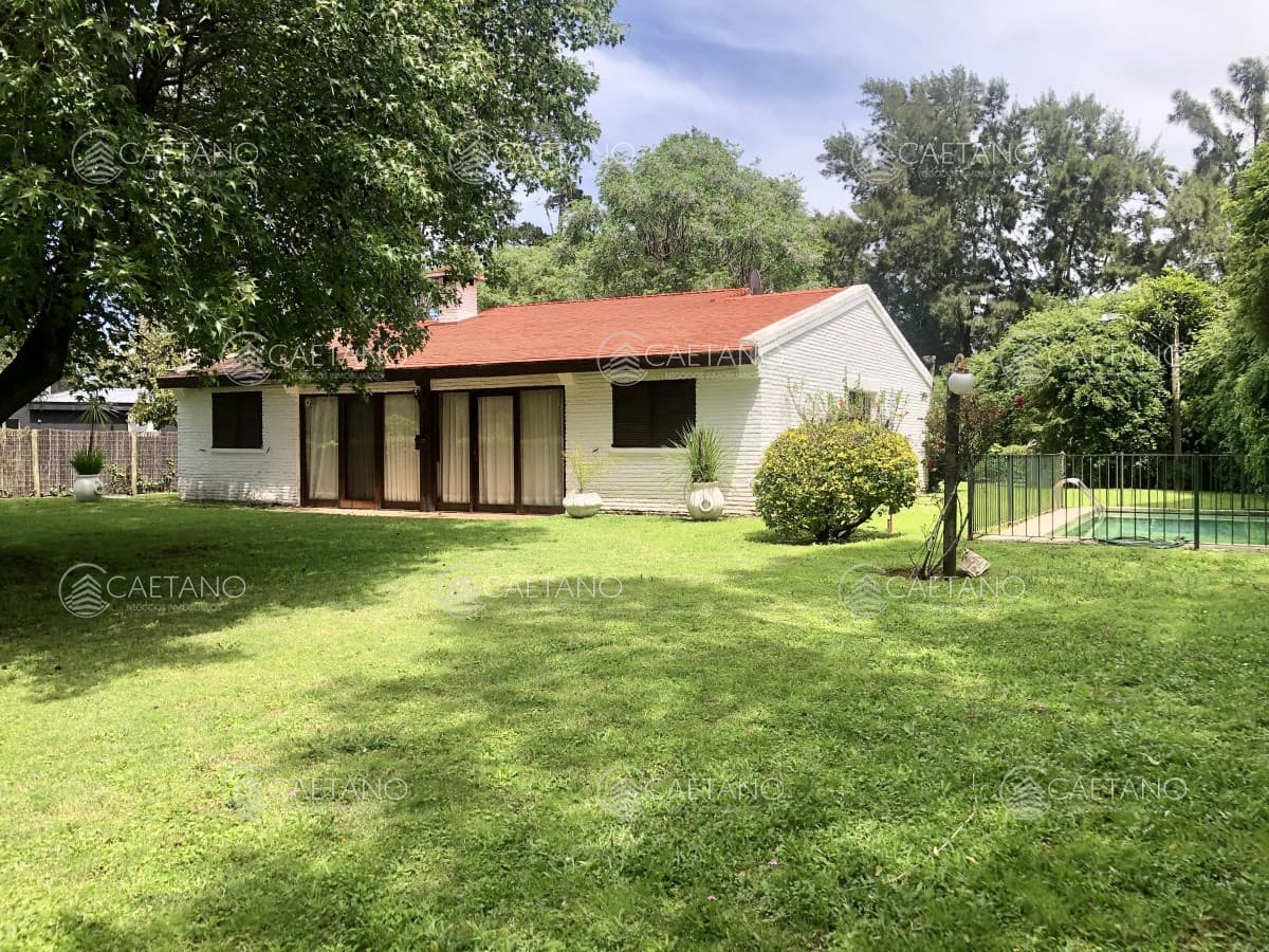 Venta casa 4 dormitorios. San Rafael, Punta del Este.