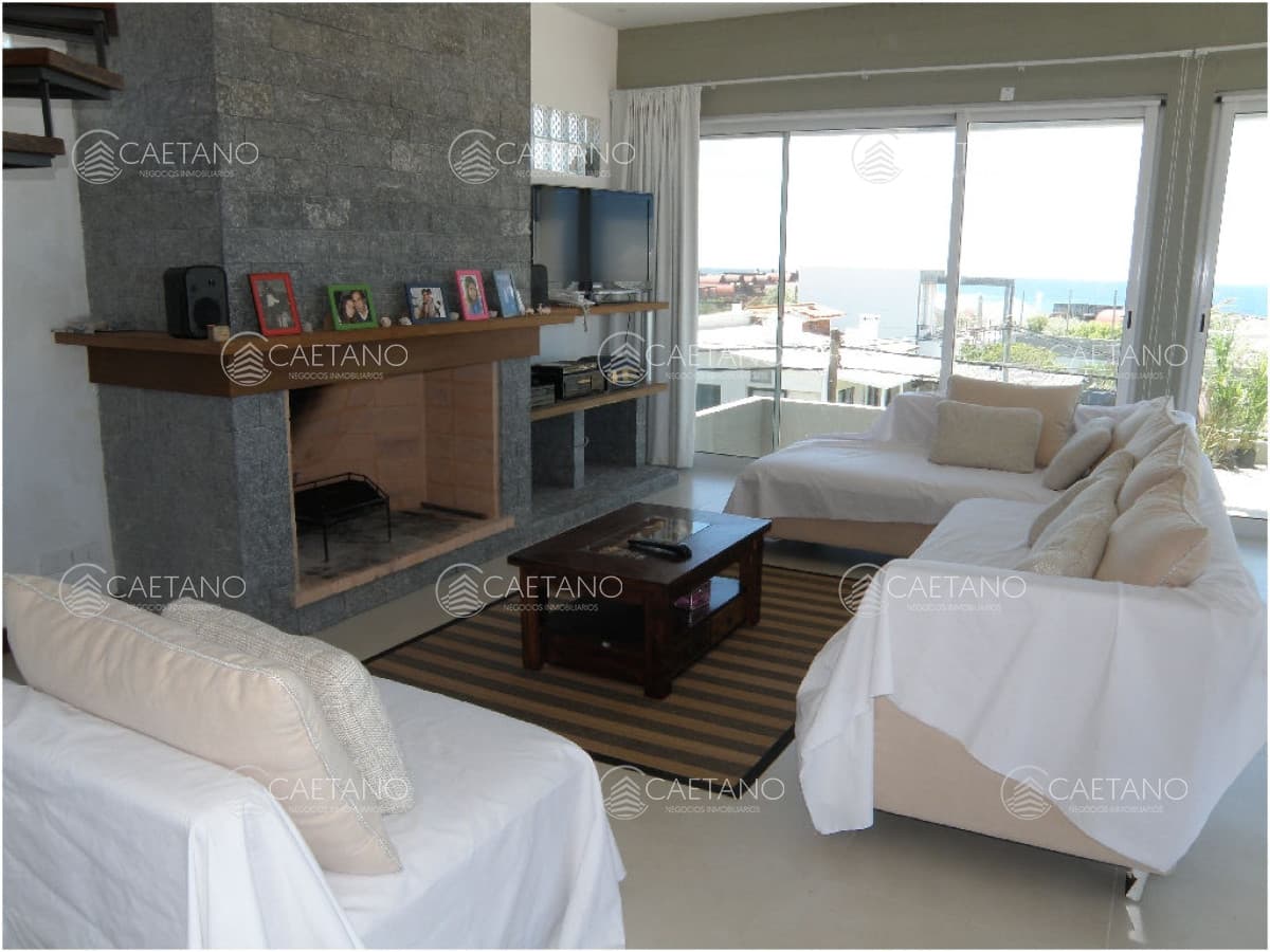 Hermosa casa, a solo 50mtrs del mar, ideal para veranear! — foto 3