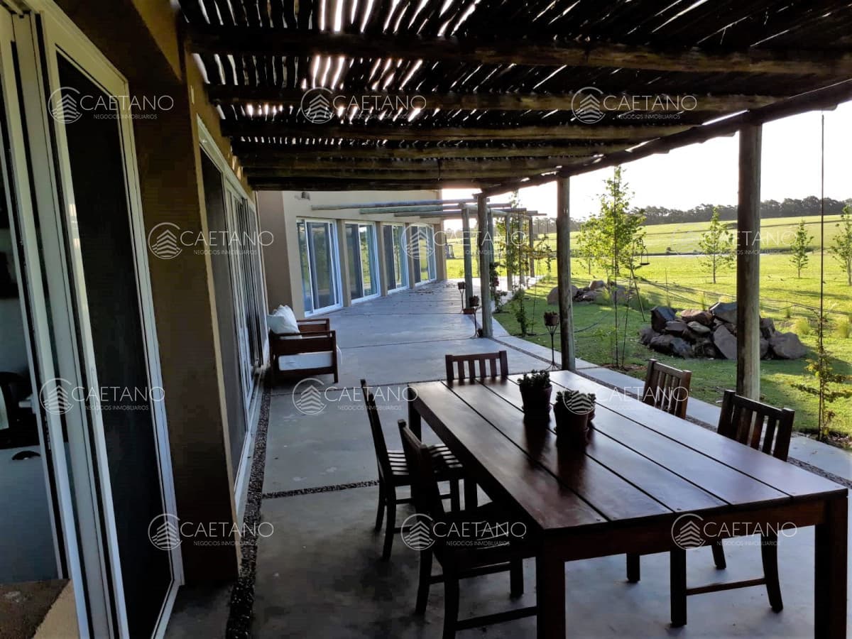Alquiler temporal casa 4 dormitorios en Pueblo mío, Manantiales. — foto 3