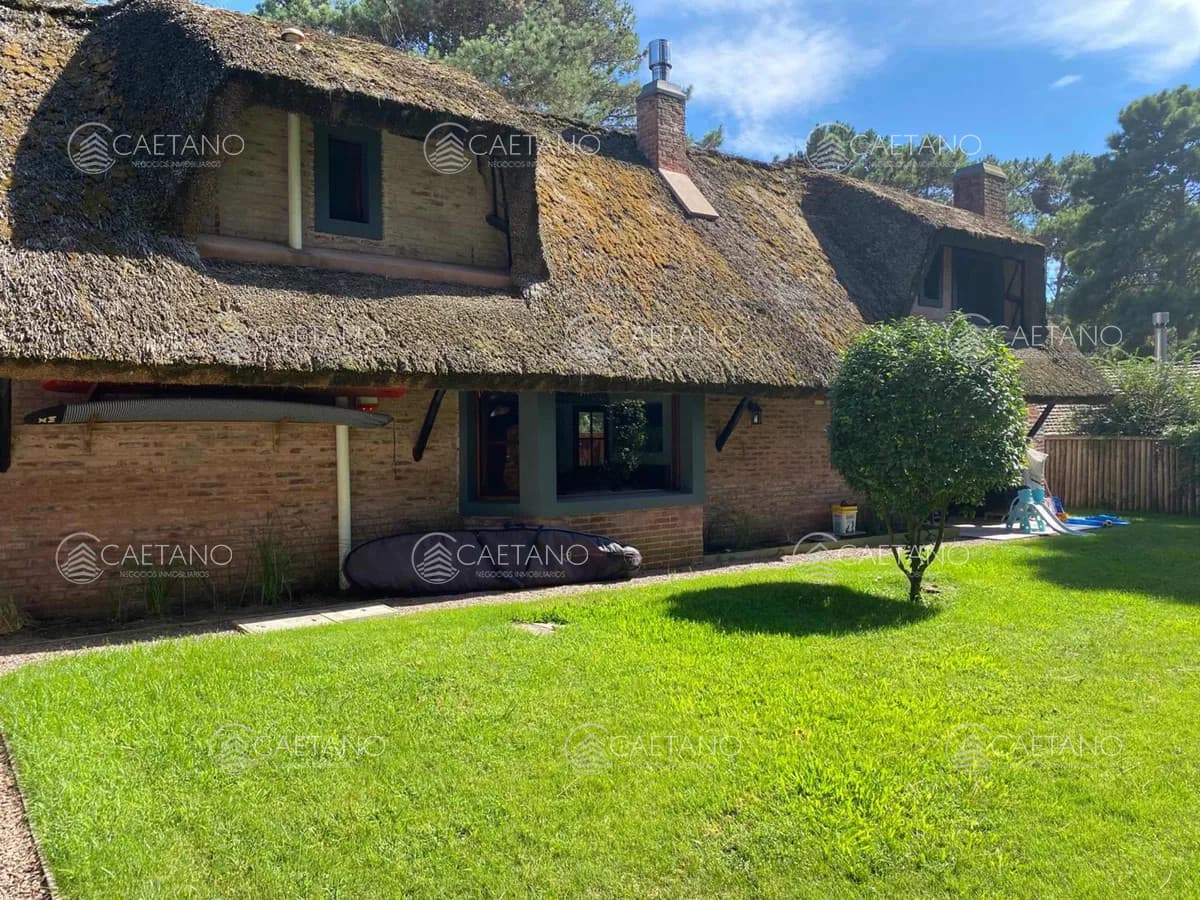 venta casa de tres dormitorios. Rincón Del Indio, Punta Del Este.