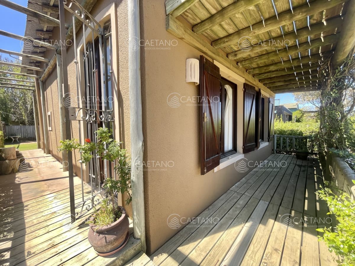 Alquiler casa 3 dormitorios en Balneario Bs As - Punta del Este — foto 3