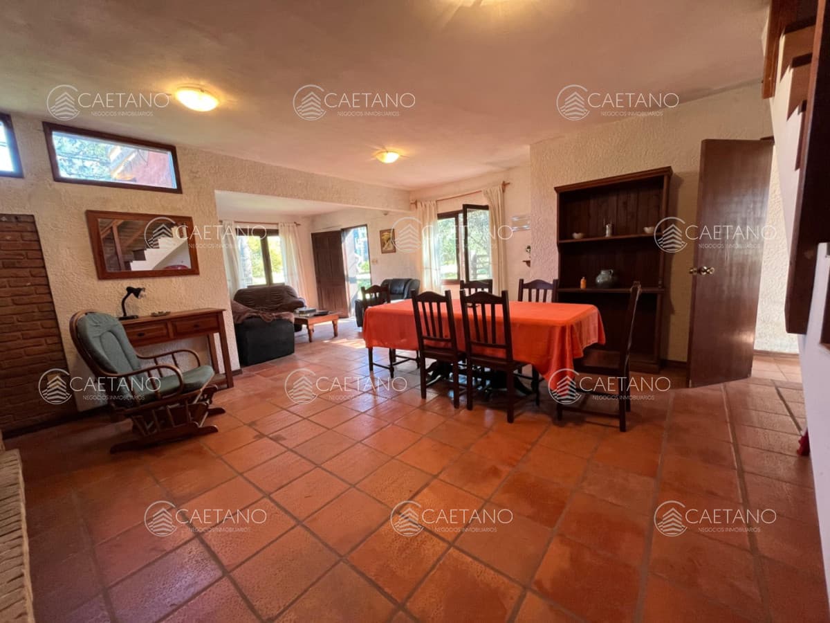 Casa en alquiler en Manantiales