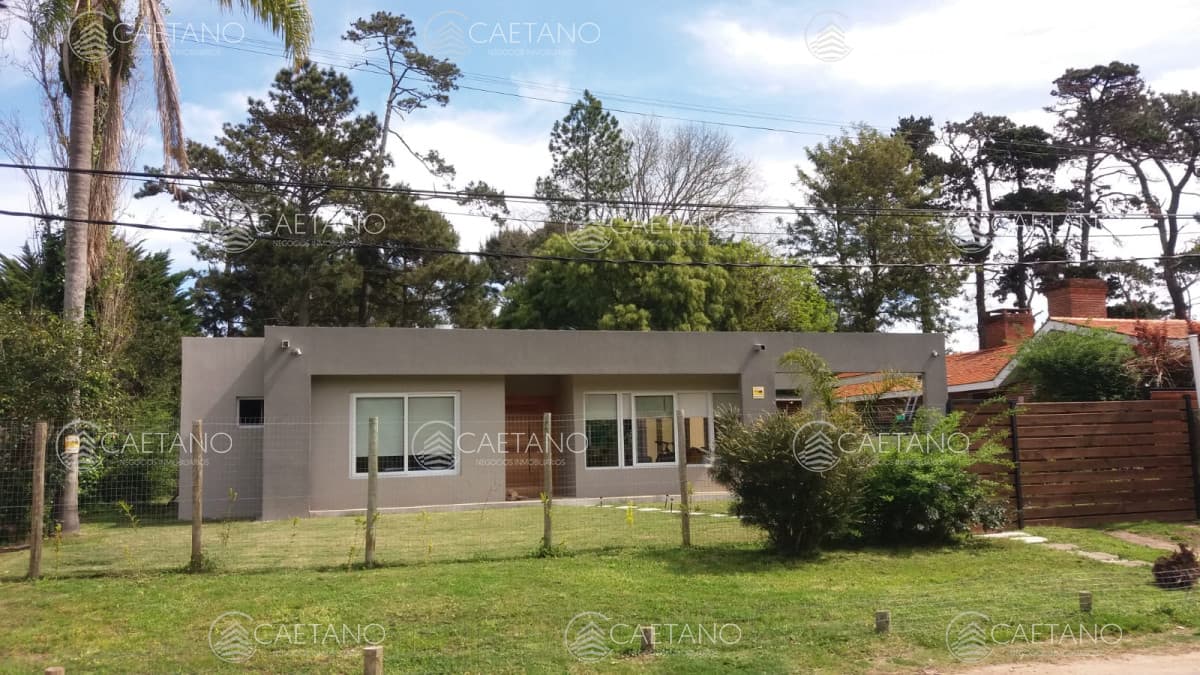 Casa Moderna - Barrio Cantegril — foto 2