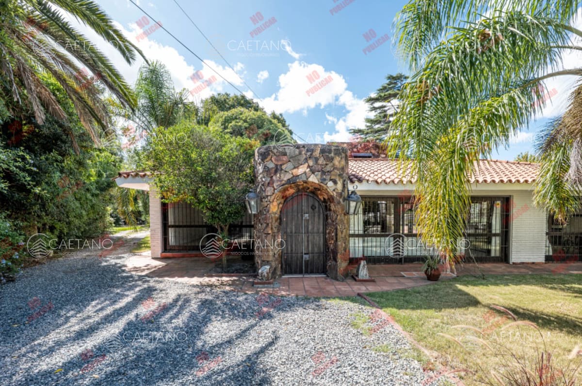 Venta casa 3 dormitorios. Jardines de Córdoba, Punta del Este. — foto 2