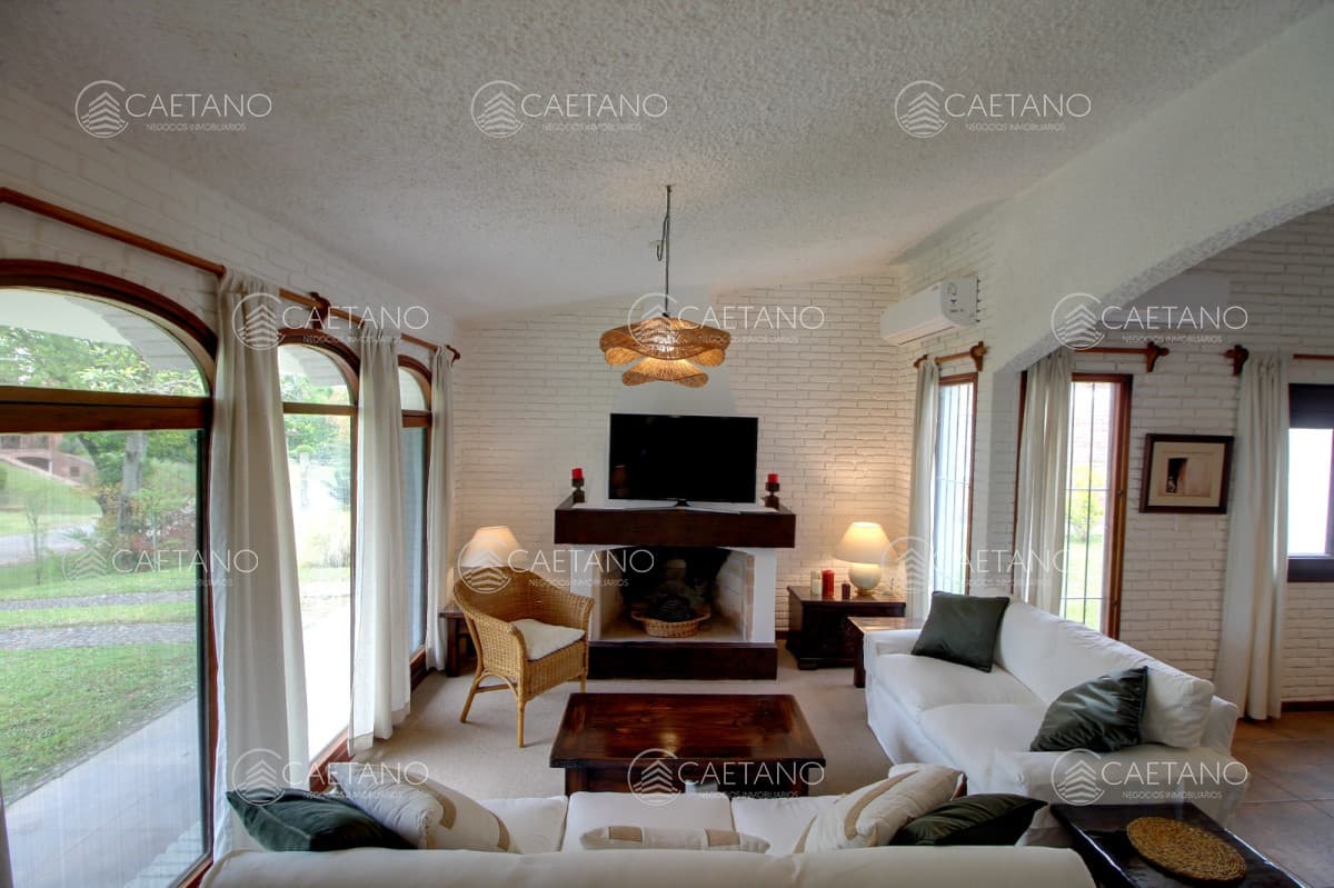 CASA 3 DORMITORIOS ALQUILER TEMPORAL — foto 2