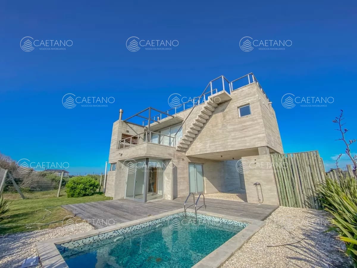 Casa en venta de 3 dormitorios frente al mar en La Juanita, Jose Ignacio — foto 2