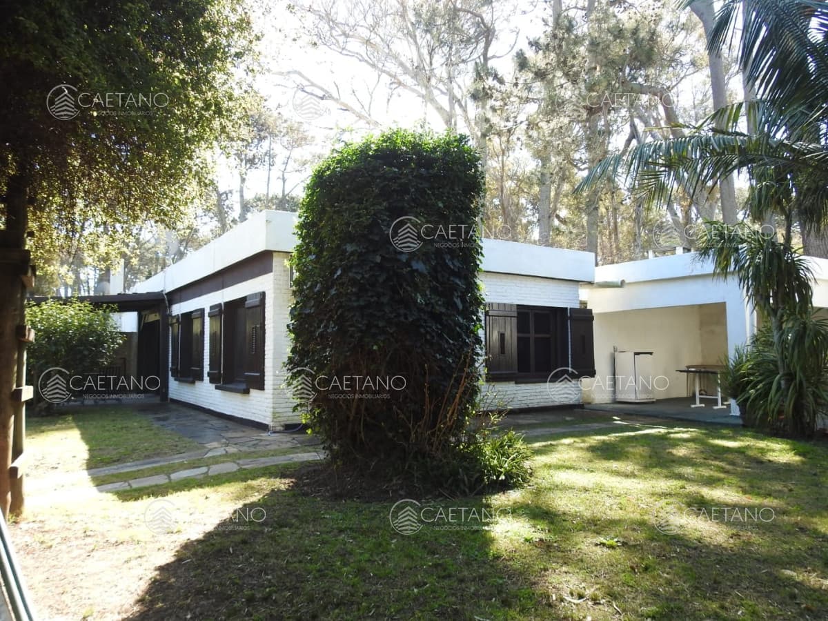 Alquiler temporal casa 4 dormitorios. San Rafael Punta del Este. — foto 3