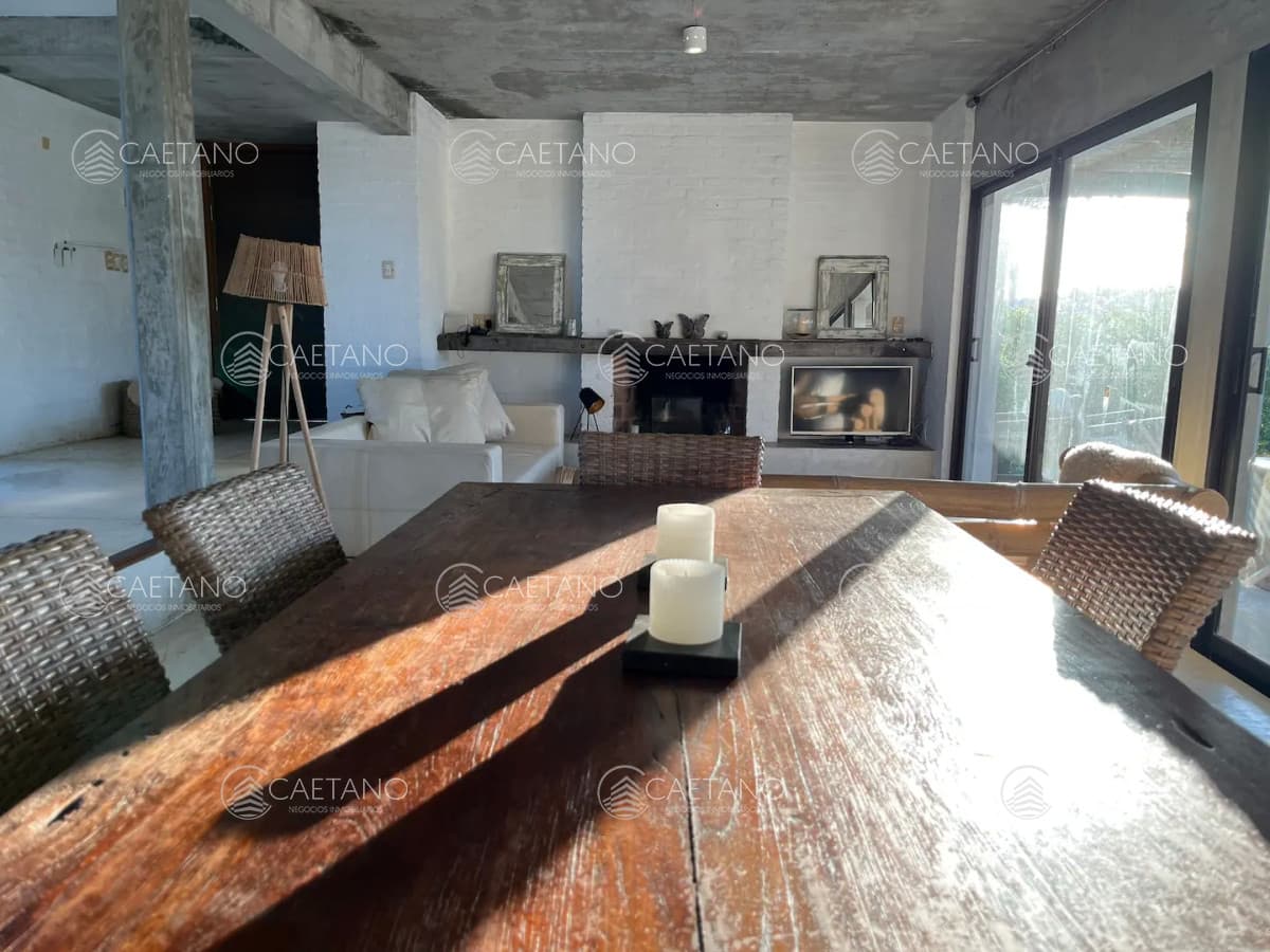 Casa en alquiler en Manantiales — foto 3