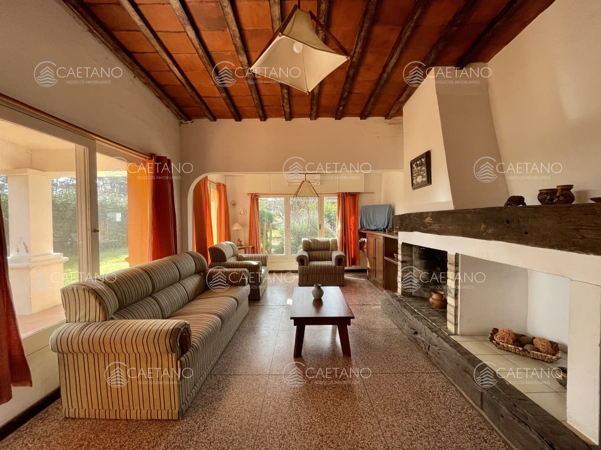 Se vende casa a 200 metros de la playa bikini. — foto 3