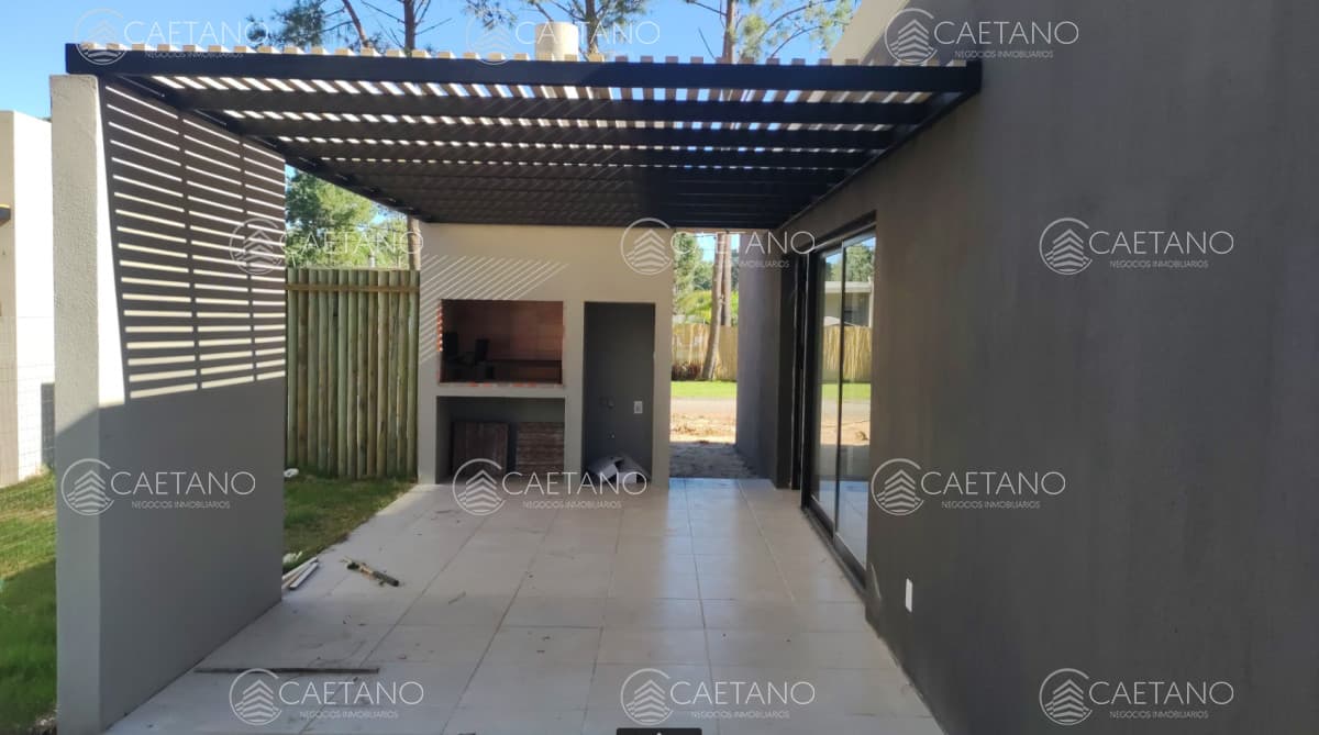 Venta casa 3 dormitorios. Burnett, Punta del Este. — foto 3