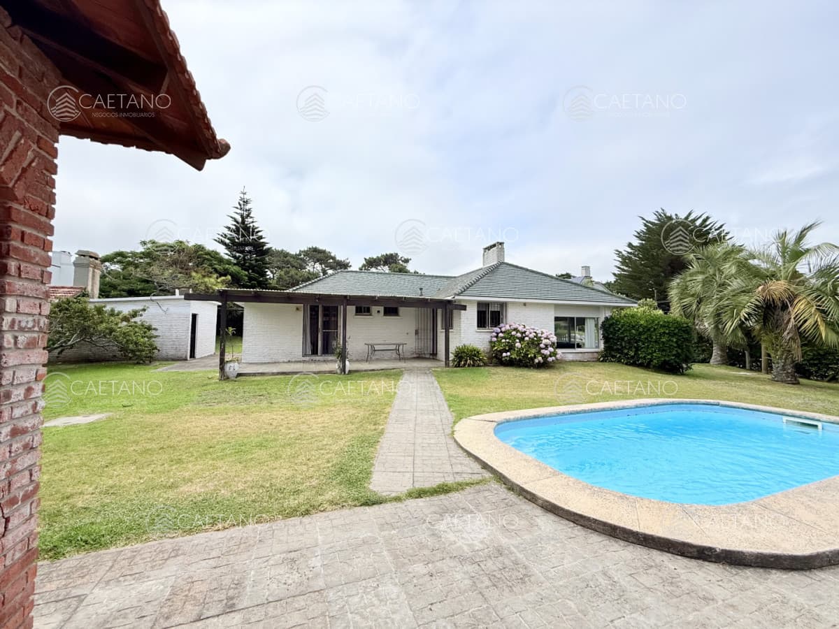 Casa en venta Rincon del Indio - Playa Brava — foto 2