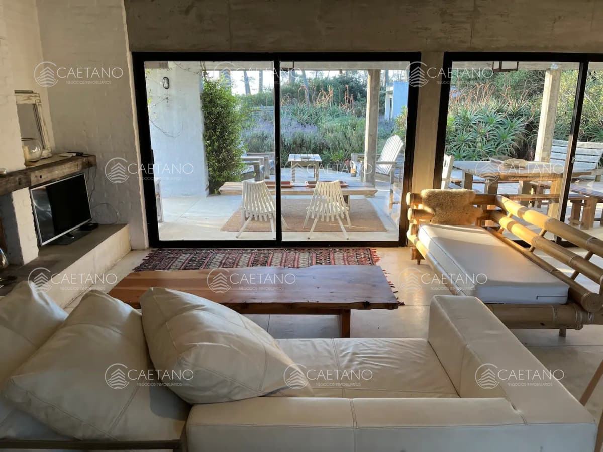 Casa en alquiler en Manantiales