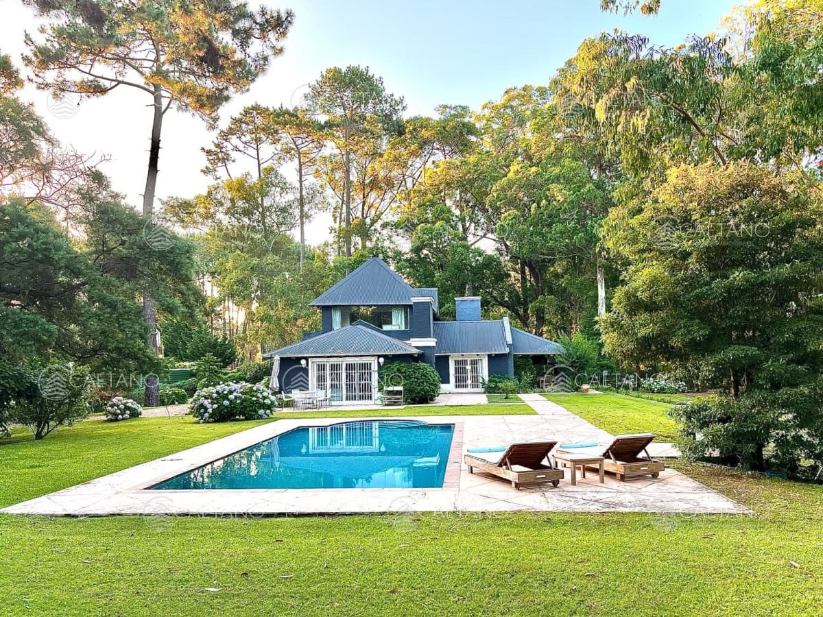 VENTA DE CASA EN BURNETT