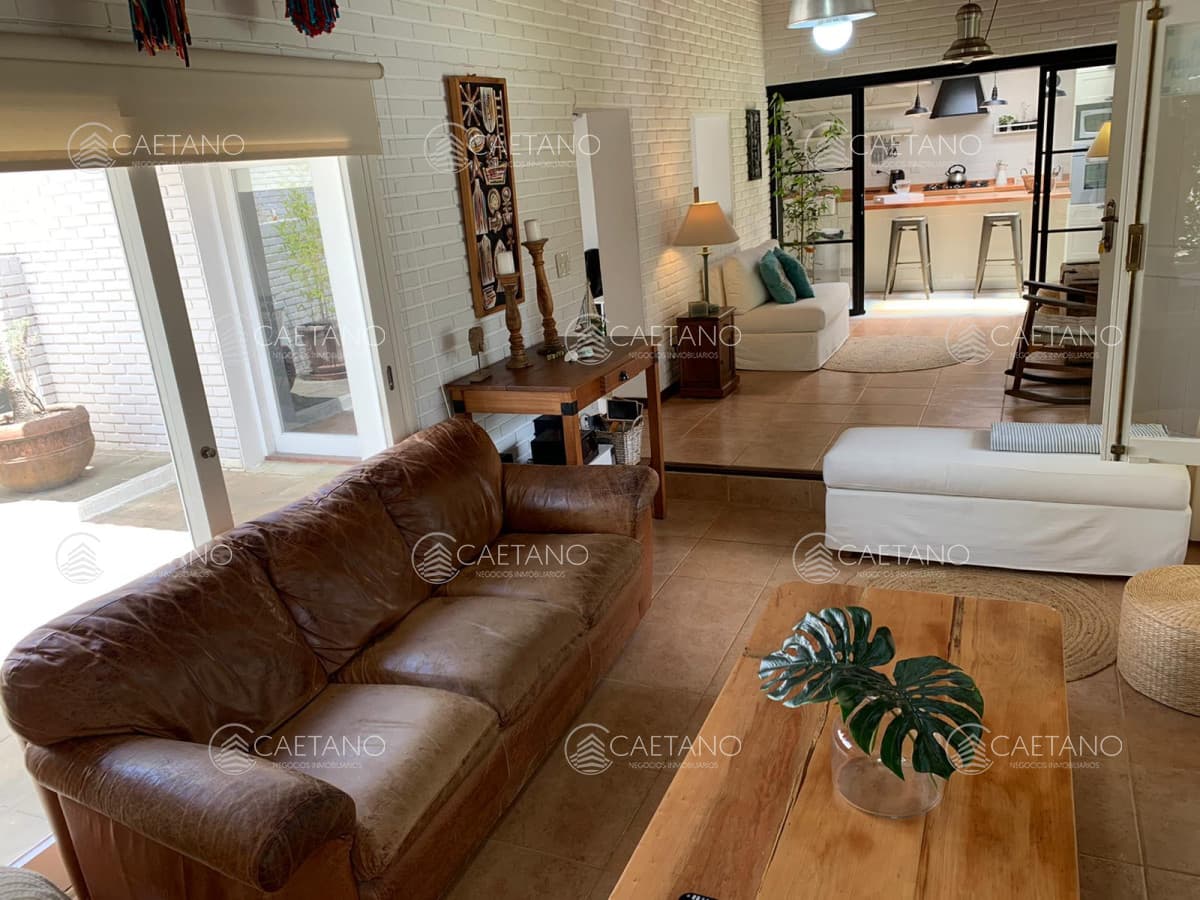 Excelente casa con piscina en San Rafael — foto 2