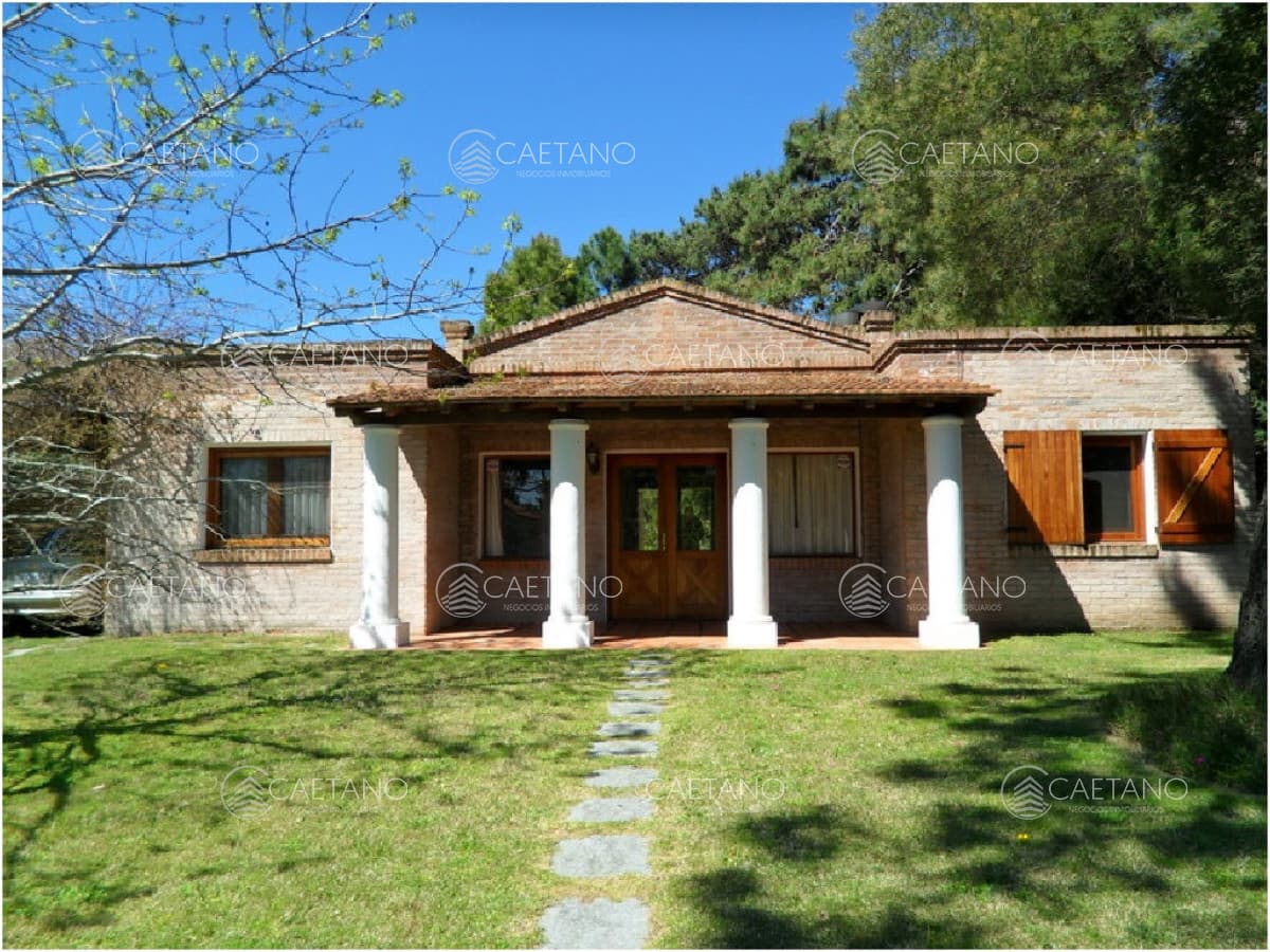 Casa de 2 dormitorios en alquiler en Rincon del Indio, Punta del Este — foto 3