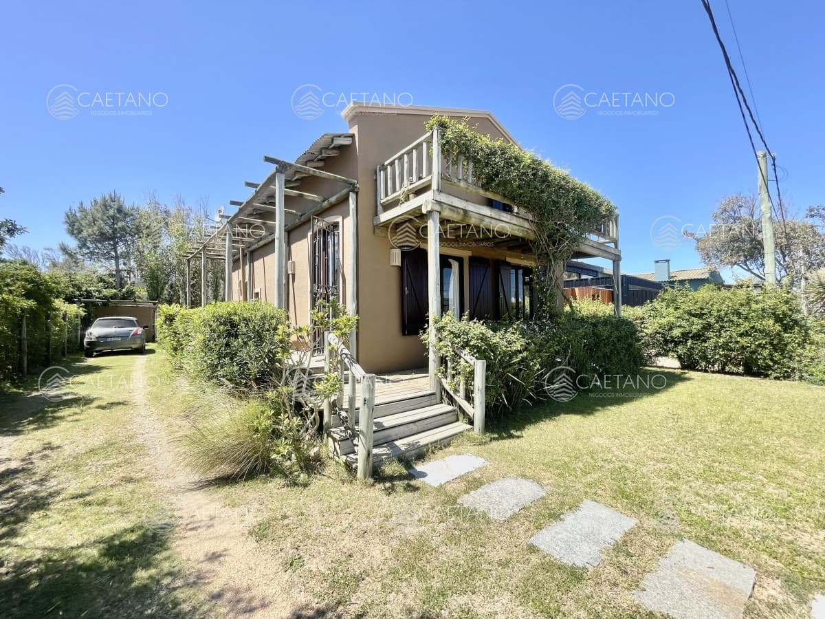 Alquiler casa 3 dormitorios en Balneario Bs As - Punta del Este — foto 2