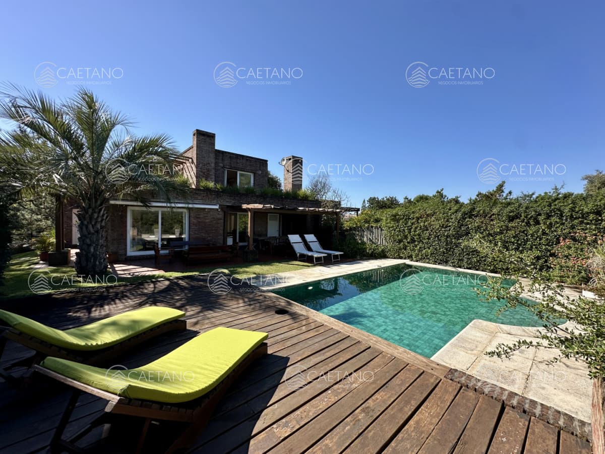 Casa en alquiler en Punta Ballena