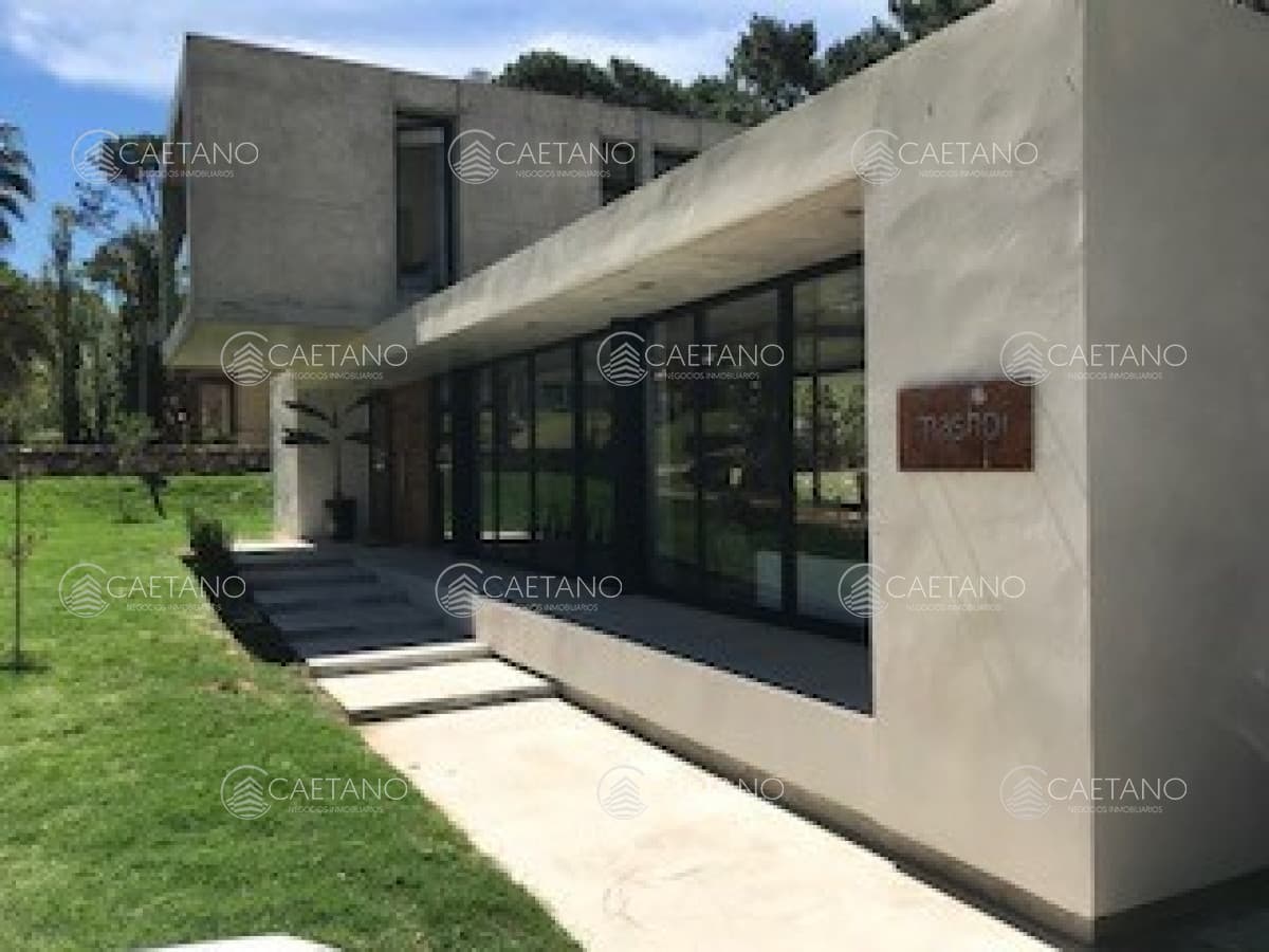 Excelente propiedad en Laguna Blanca