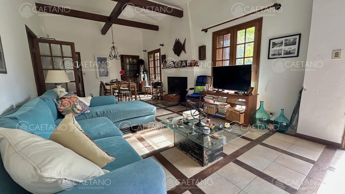 Venta casa de 3 dormitorios - Playa Mansa — foto 2